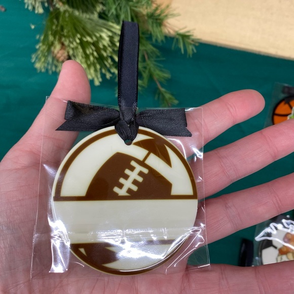 Handmade Ceramic Ornaments Sports Motif Personalizable - Picture 8 of 8